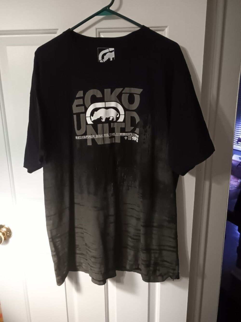 Ecko Unlimited Mens Black and Gray Short Sleeve Logo Tee